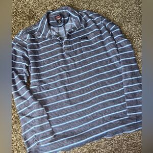 vintage Guess Jeans shirt from their American Tradition collection.